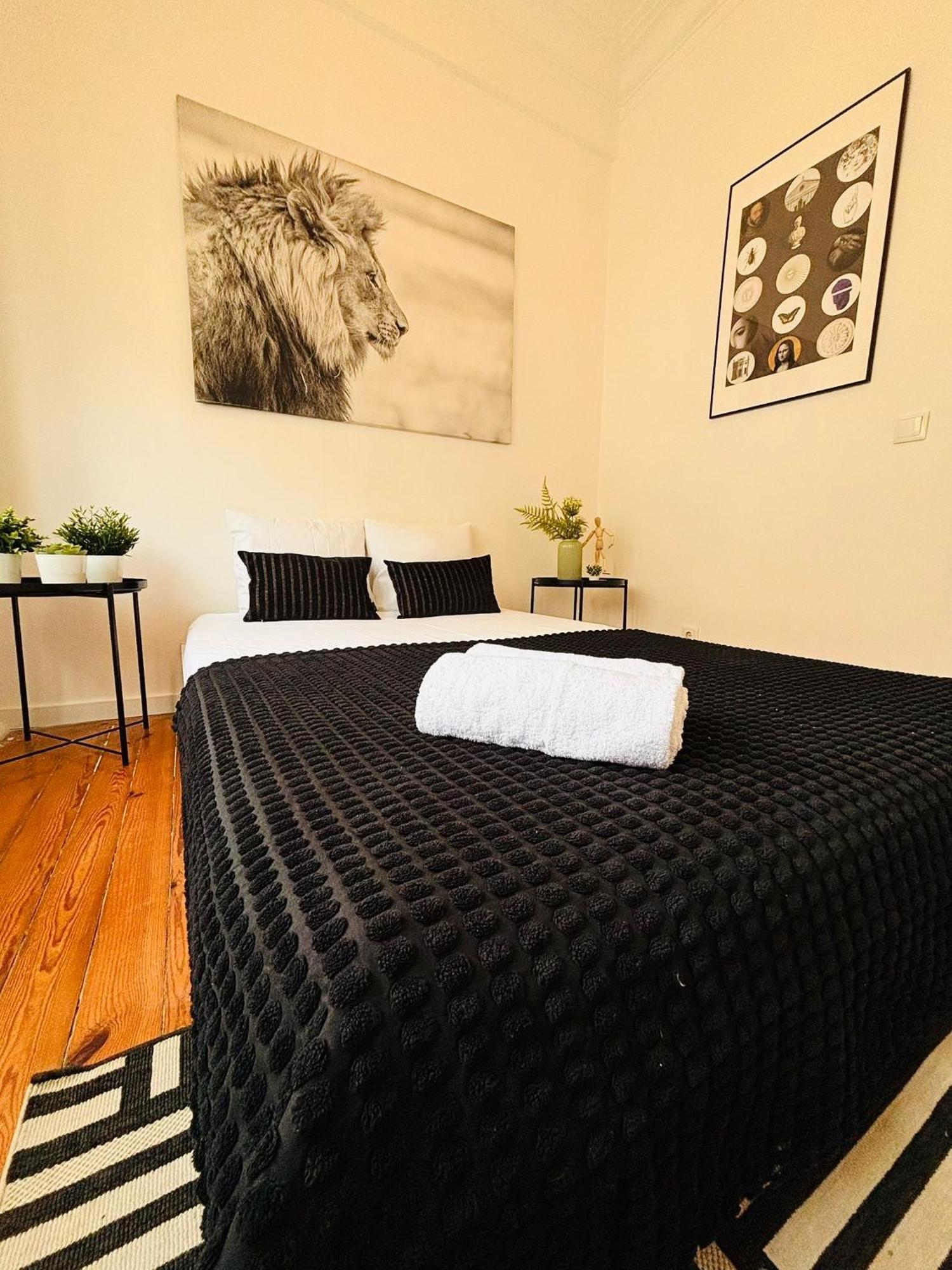 Luxury Rooms, Location For Tourists Hostel Lissabon