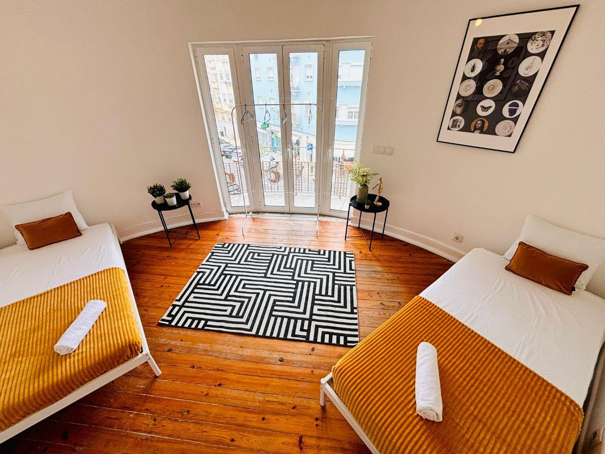 Hostel Luxury Rooms, Location For Tourists Lissabon