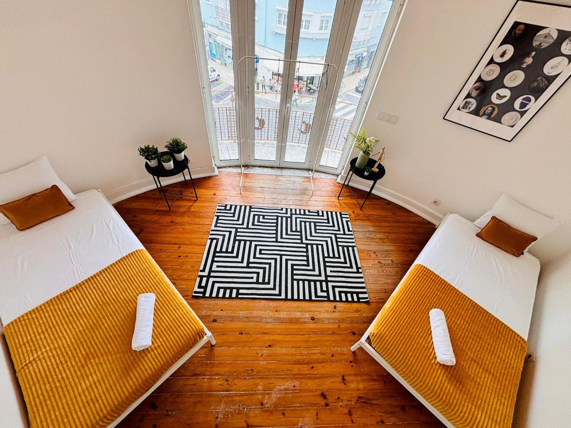 Hostel Luxury Rooms, Location For Tourists