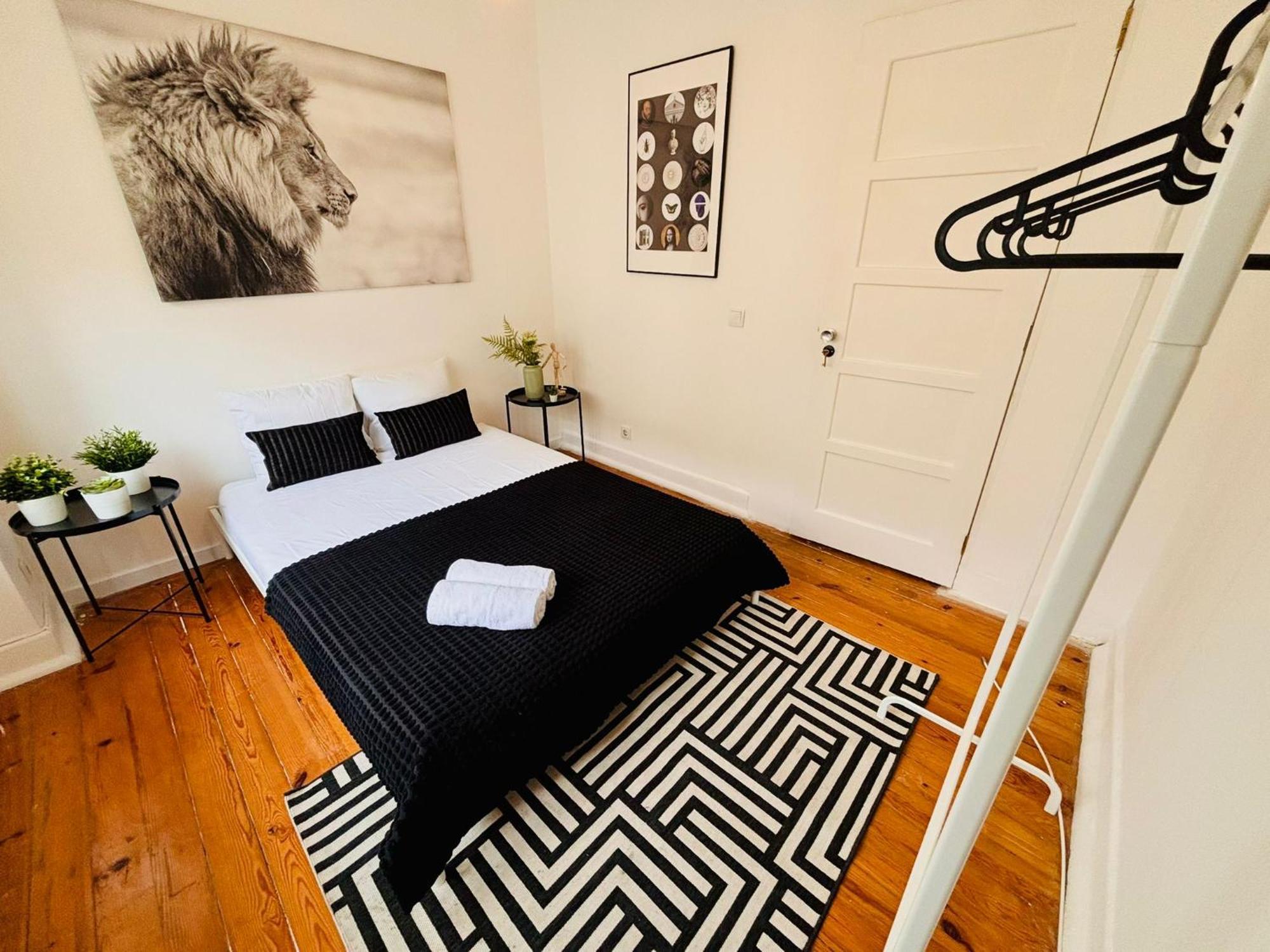 Hostel Luxury Rooms, Location For Tourists Lissabon