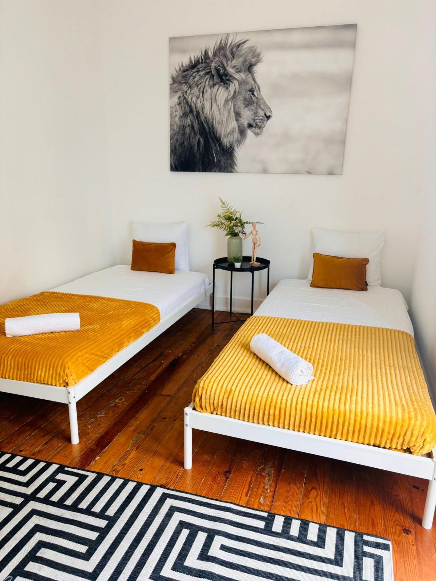 Luxury Rooms, Location For Tourists Hostel