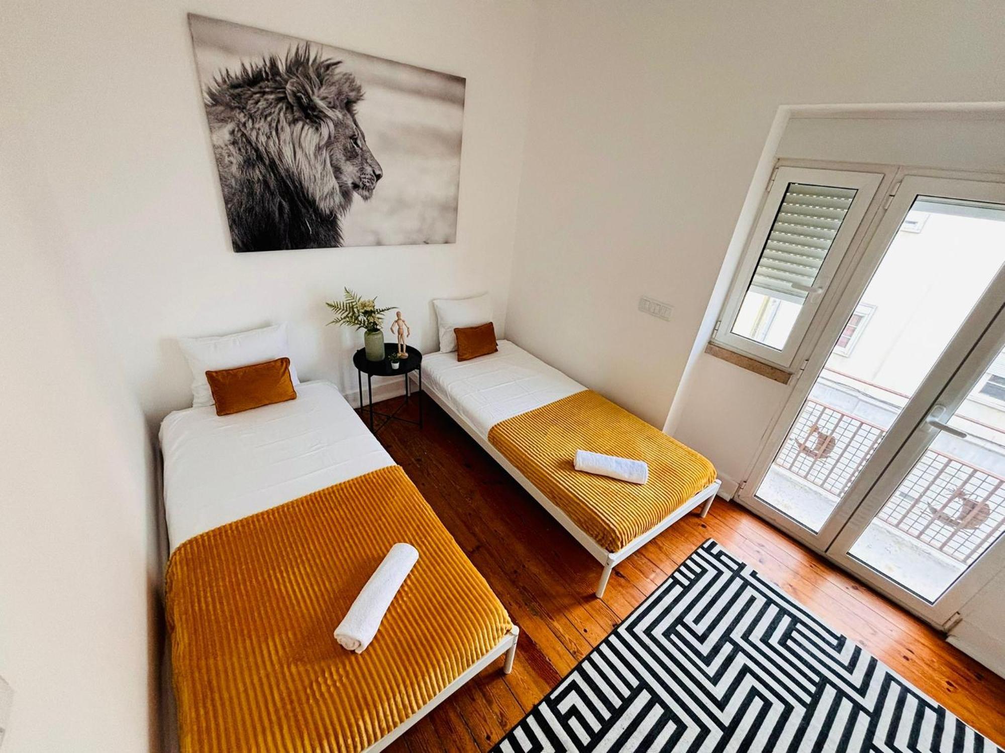 Hostel Luxury Rooms, Location For Tourists